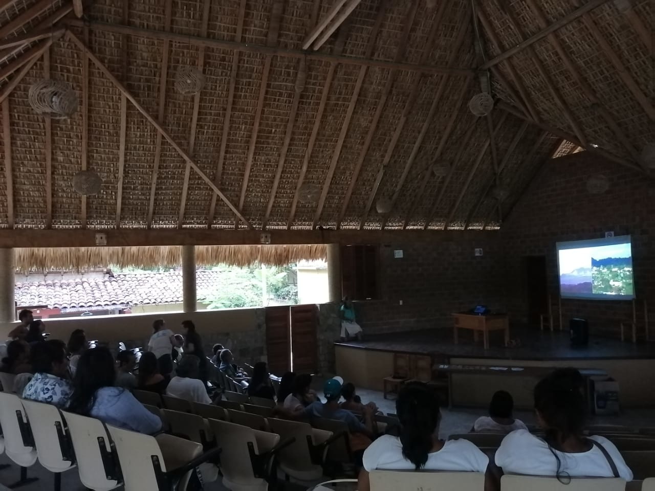18 de agosto 2019, Palapa de Usos Múltiples, Mazunte, Oaxaca